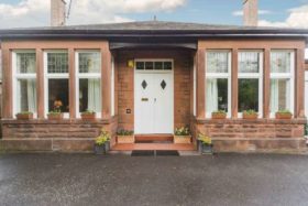 5 Bedroom Detached V...